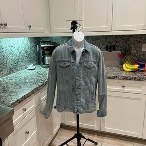 GAP light blue denim jacket large tall worn a few times